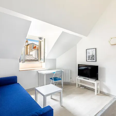Guestready - Top-floor With Roof Views * Paris