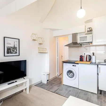Guestready - Top-floor With Roof Views Lägenhet